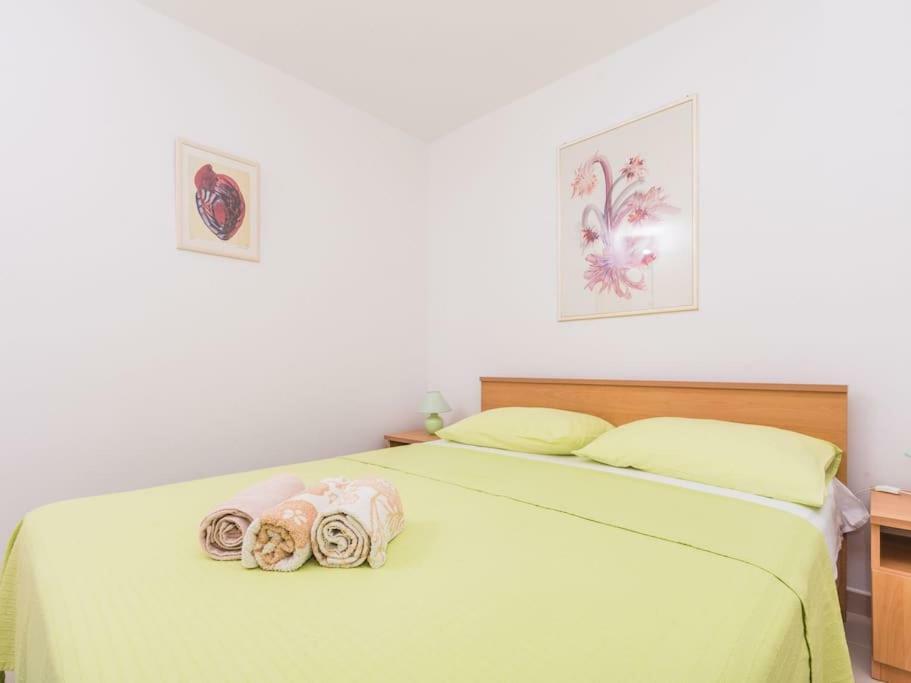 Apartment F-3 Климно Екстериор снимка